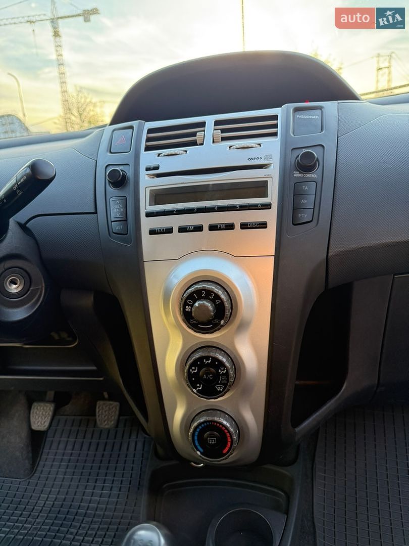 Toyota Yaris 2008 VIN VNKJC92340A171245 фото оголошення 32 з 41