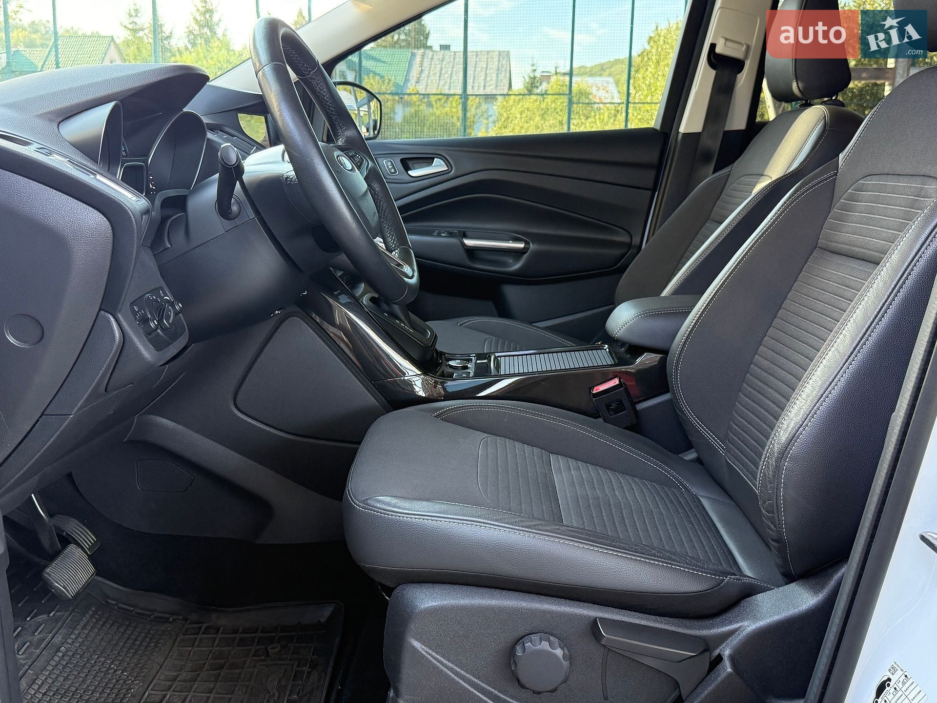 Ford Kuga 2019 VIN WF0AXXWPMAKJ60115 фото оголошення 12 з 80