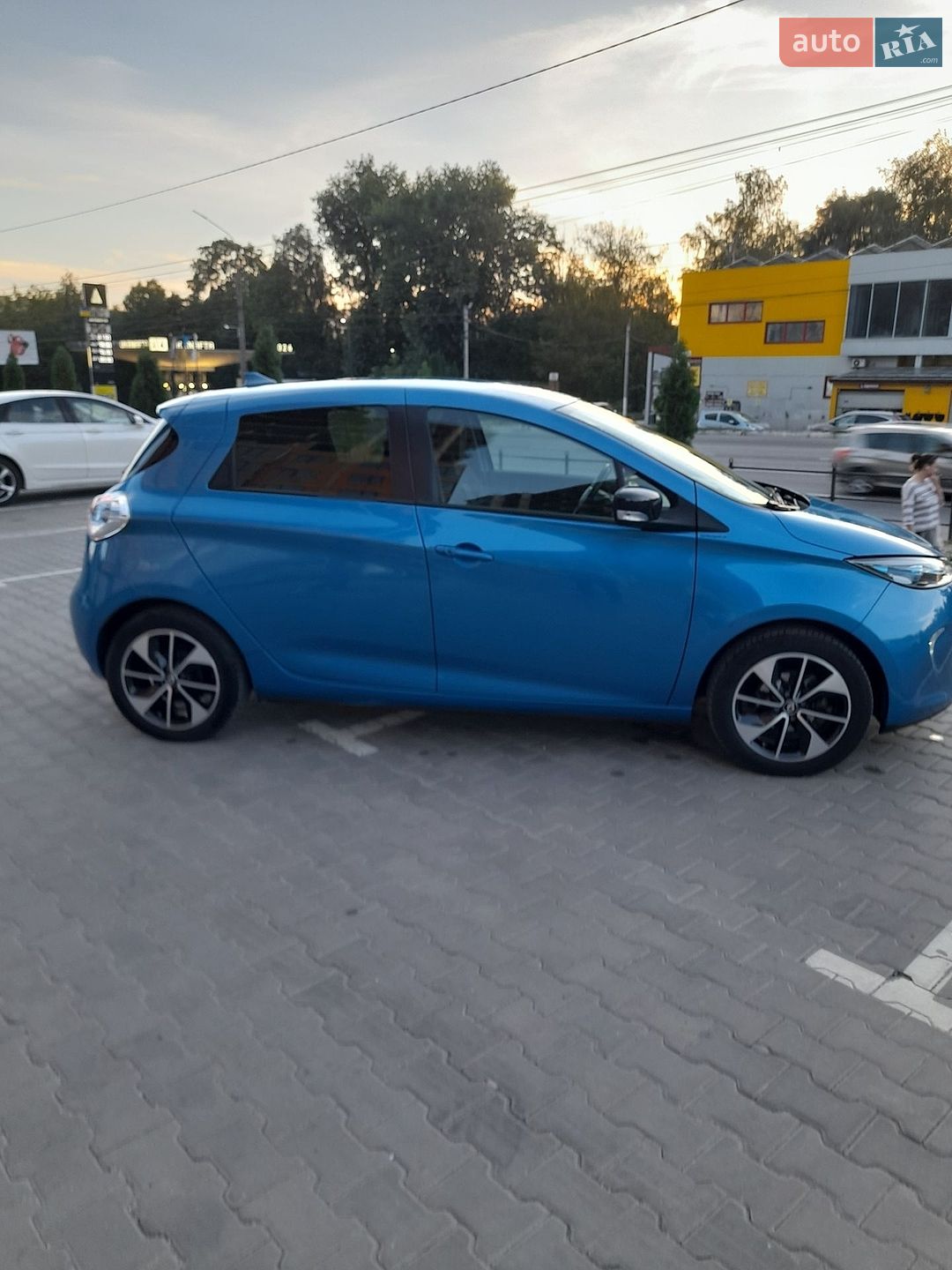 Renault Zoe 2018 VIN VF1AGVYF059753658 фото оголошення 22 з 28