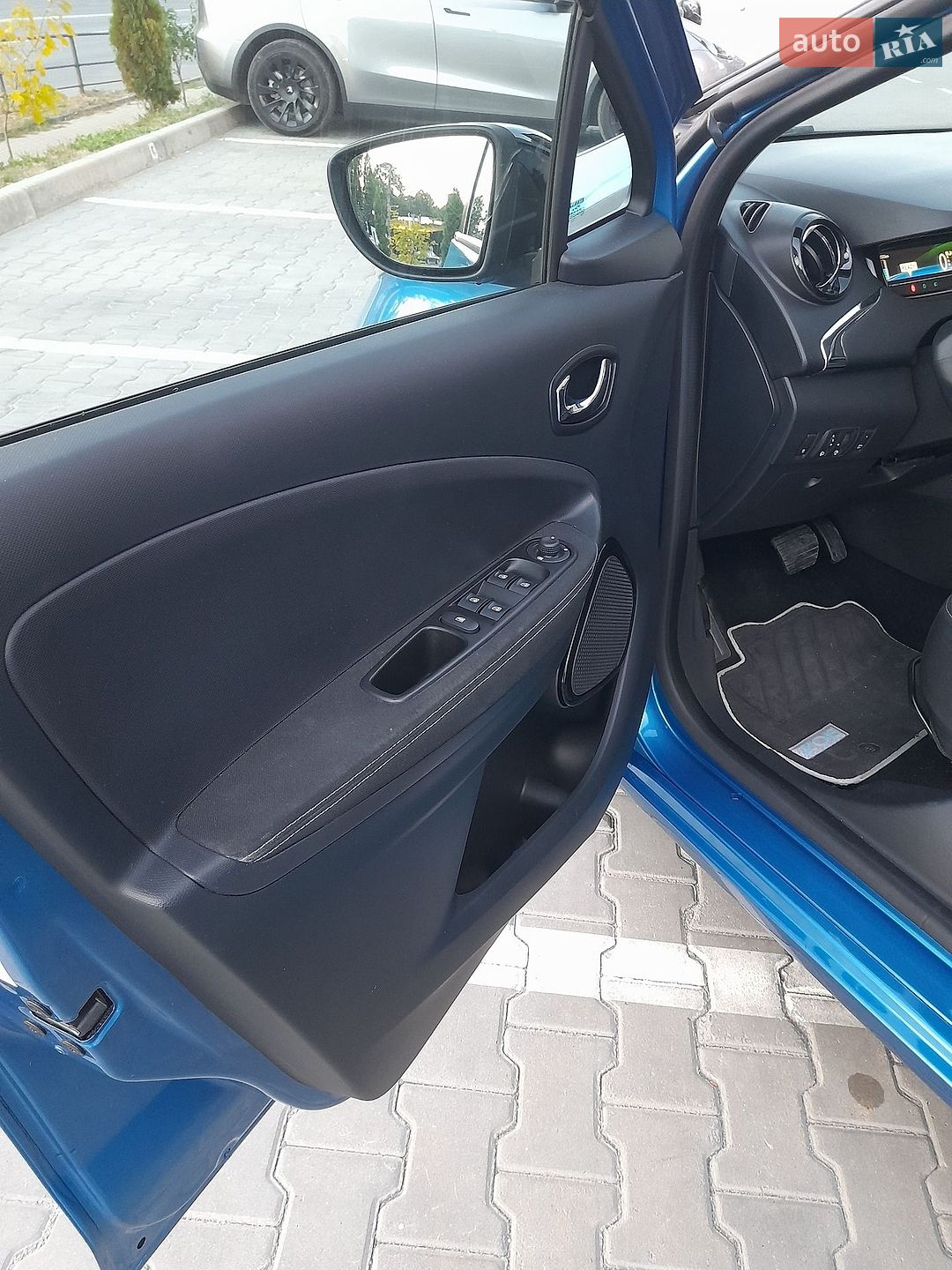 Renault Zoe 2018 VIN VF1AGVYF059753658 фото оголошення 20 з 28