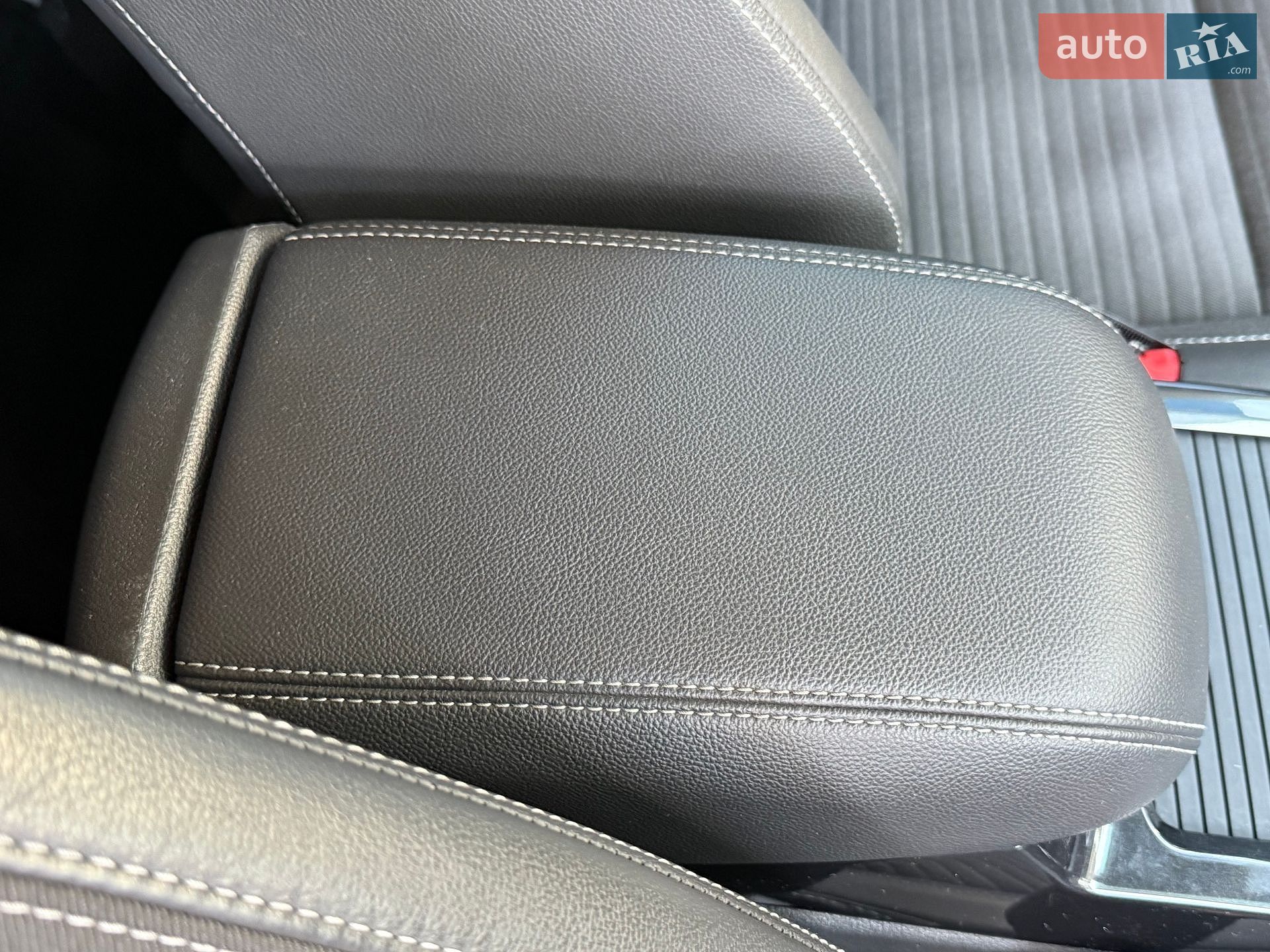 Ford Kuga 2019 VIN WF0AXXWPMAKJ60115 фото оголошення 34 з 80