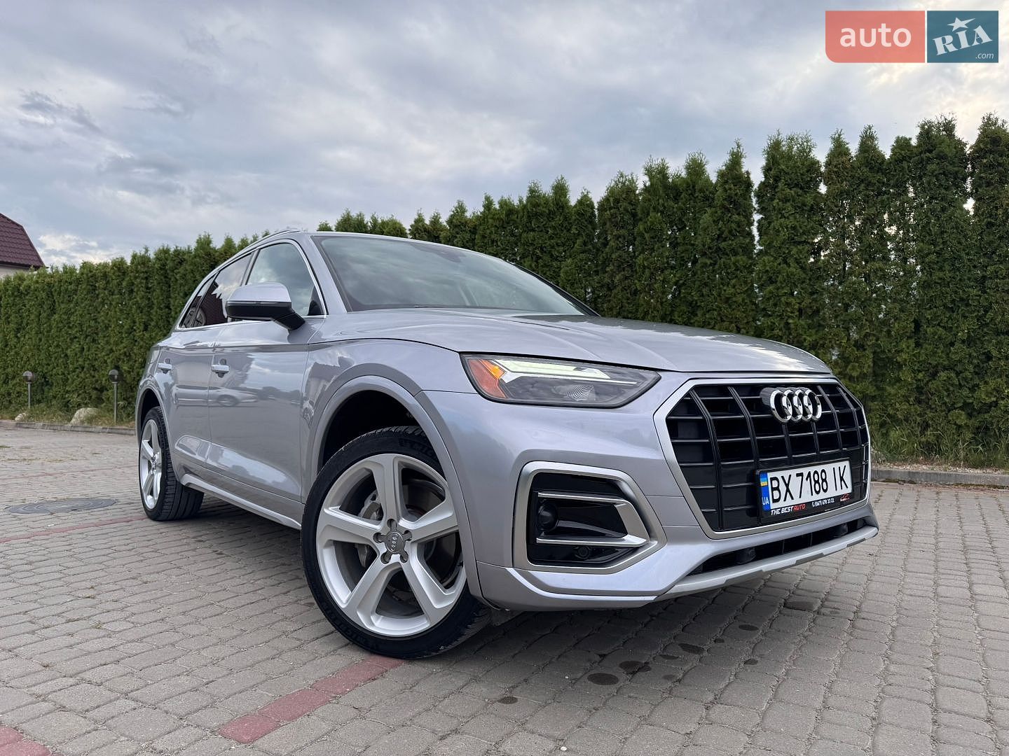 Audi Q5 2021 VIN WA1AAAFY0M2002243 фото оголошення 2 з 30
