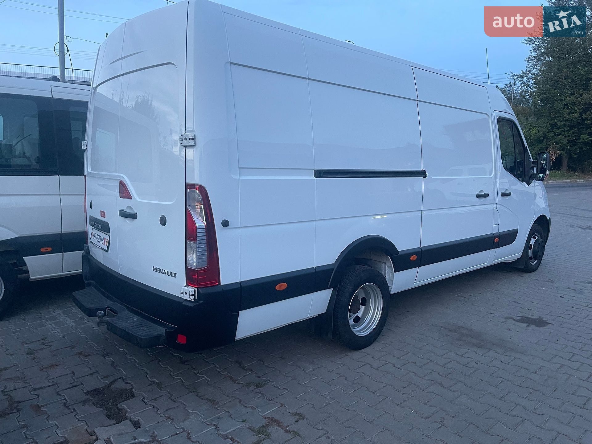 Renault Master 2015 VIN VF6MHF8ZG53762276 фото оголошення 4 з 33