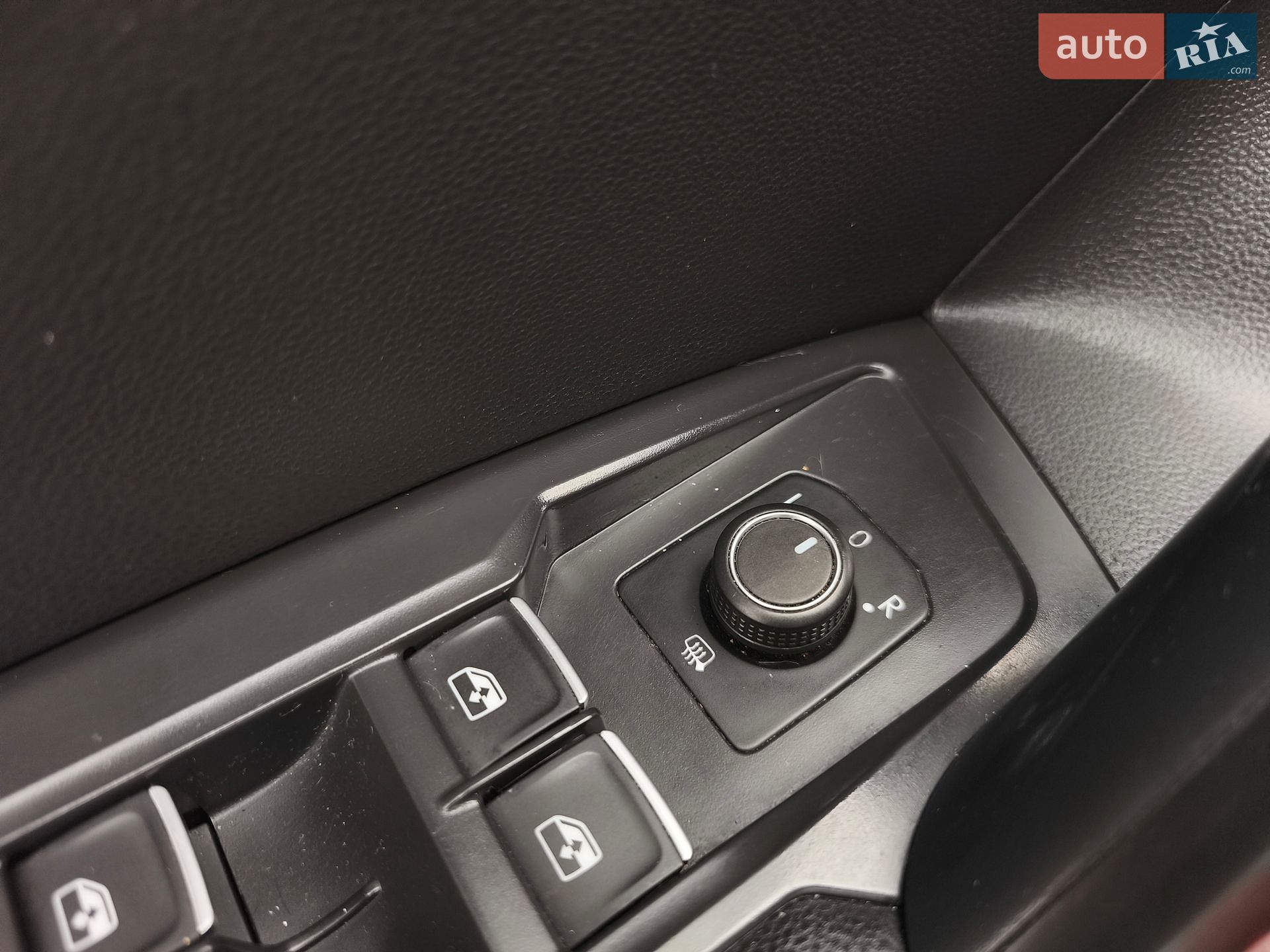 VOLKSWAGEN TIGUAN 2021 VIN 3VV2B7AX4MM093469 фото оголошення 13 з 32