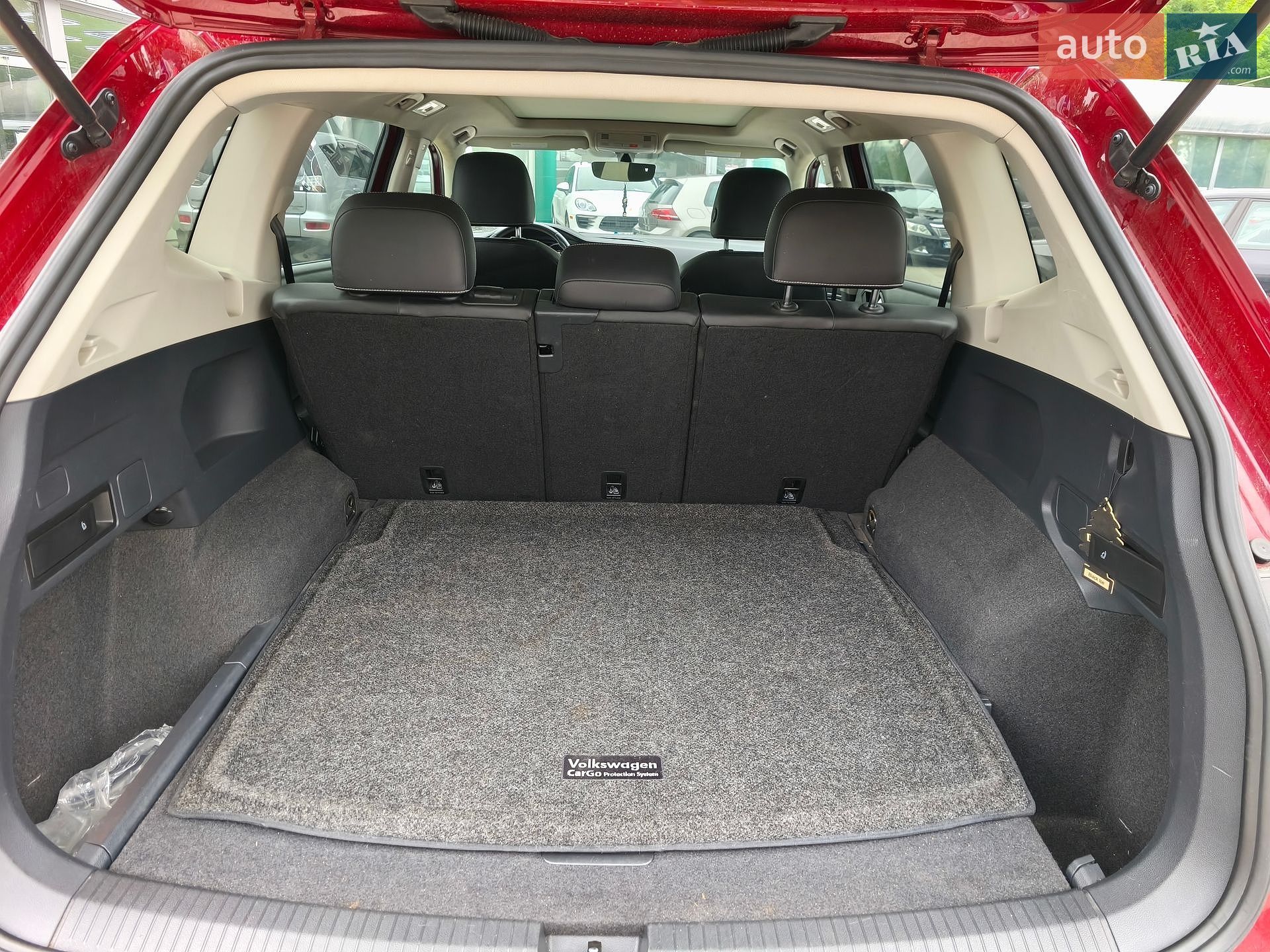VOLKSWAGEN TIGUAN 2021 VIN 3VV2B7AX4MM093469 фото оголошення 30 з 32
