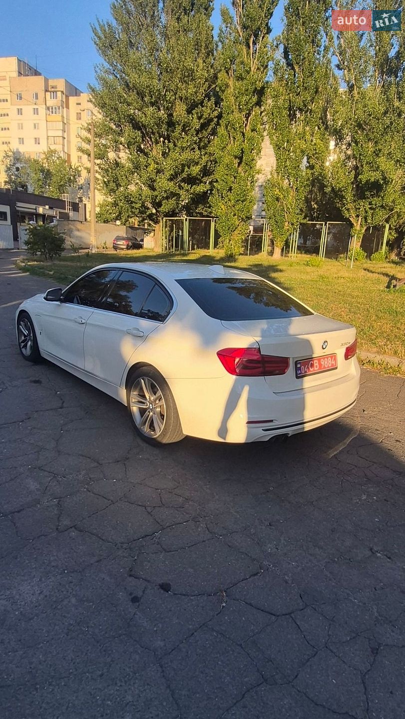 BMW 3 Series 2018 VIN WBA8E1C55JA177931 фото оголошення 4 з 11
