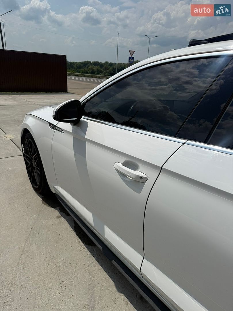 Audi A5 Sportback 2017 VIN WAUFNCF50JA067531 фото оголошення 15 з 59