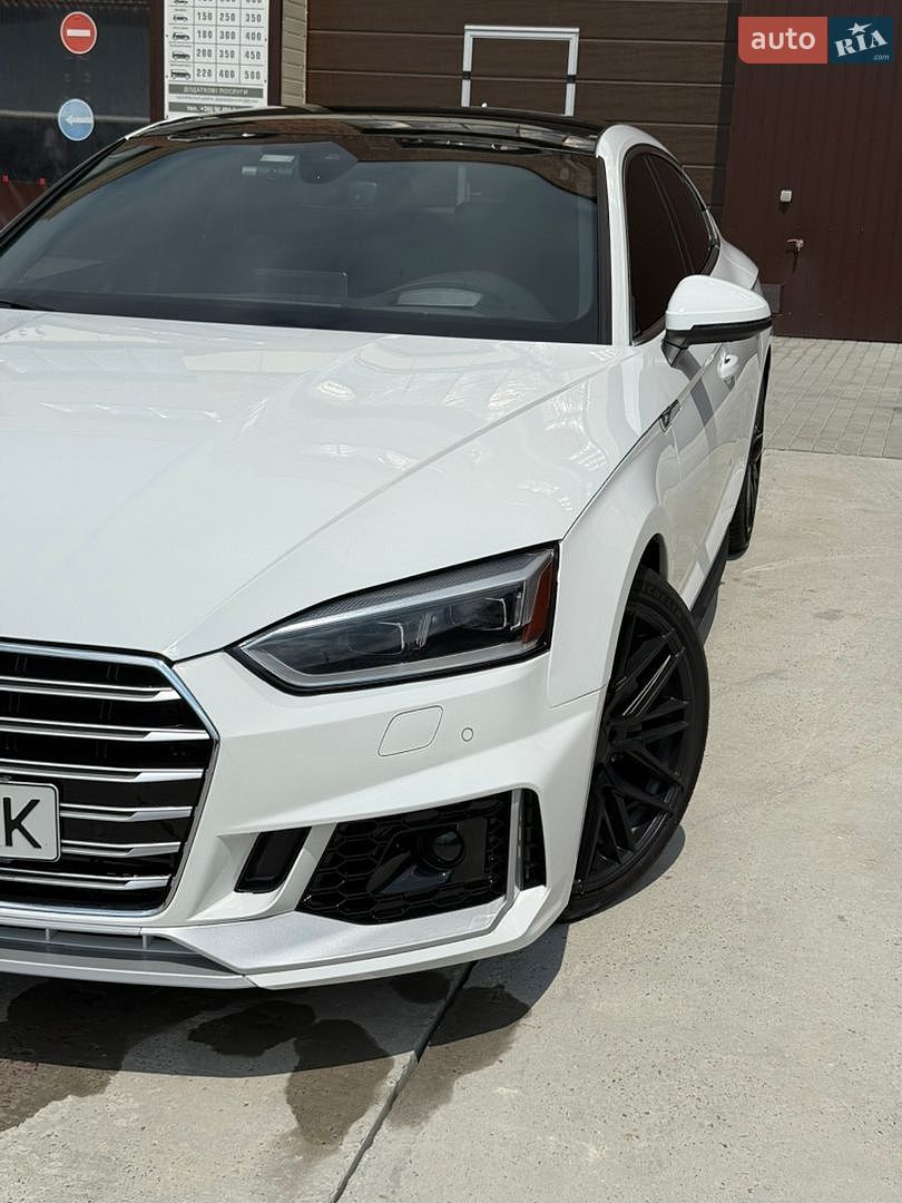 Audi A5 Sportback 2017 VIN WAUFNCF50JA067531 фото оголошення 18 з 59