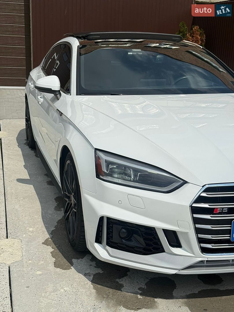 Audi A5 Sportback 2017 VIN WAUFNCF50JA067531 фото оголошення 19 з 59