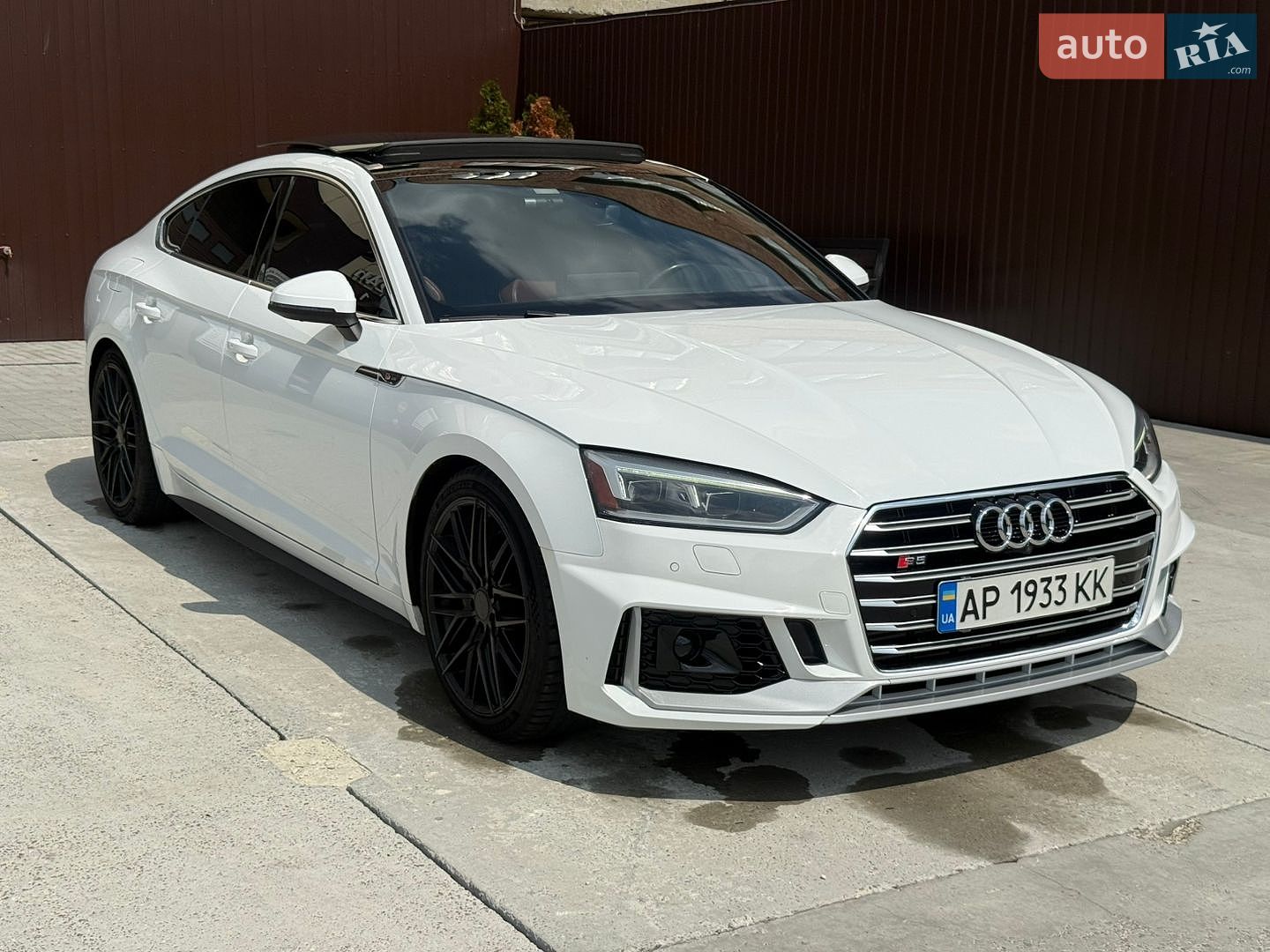 Audi A5 Sportback 2017 VIN WAUFNCF50JA067531 фото оголошення 27 з 59
