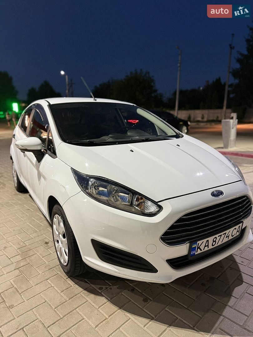 Ford Fiesta 2013 VIN WF0DXXGAKDDD50704 фото оголошення 2 з 41