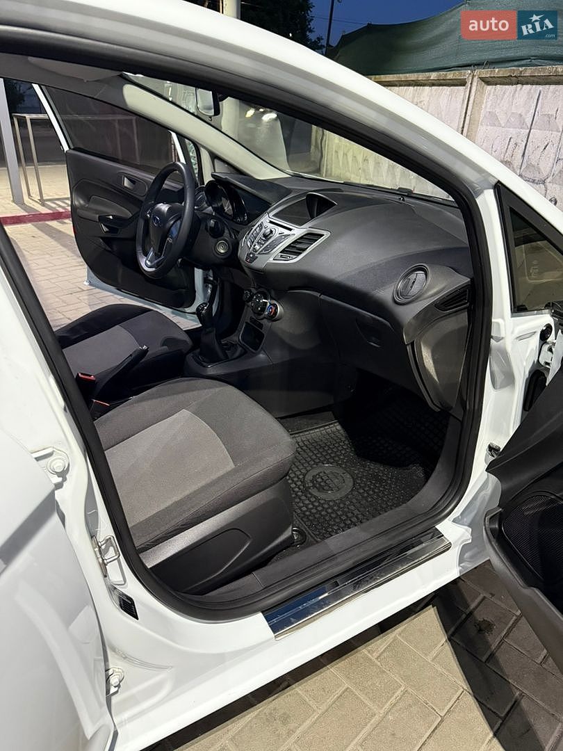 Ford Fiesta 2013 VIN WF0DXXGAKDDD50704 фото оголошення 20 з 41
