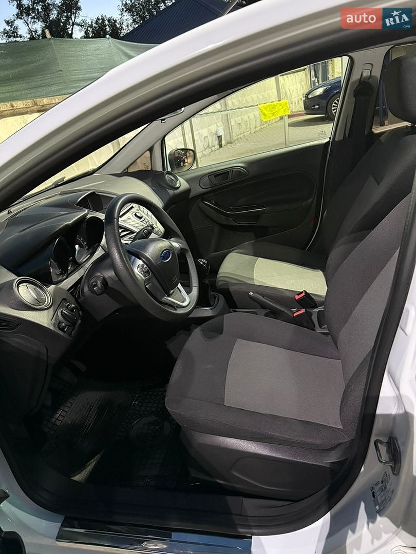 Ford Fiesta 2013 VIN WF0DXXGAKDDD50704 фото оголошення 24 з 41