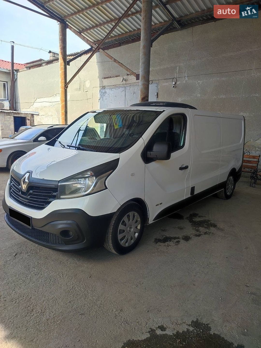 Renault Trafic 2015 VIN VF13FL01853485356 фото оголошення 2 з 7