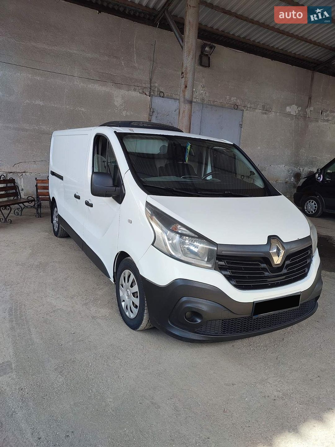 Renault Trafic 2015 VIN VF13FL01853485356 фото оголошення 3 з 7