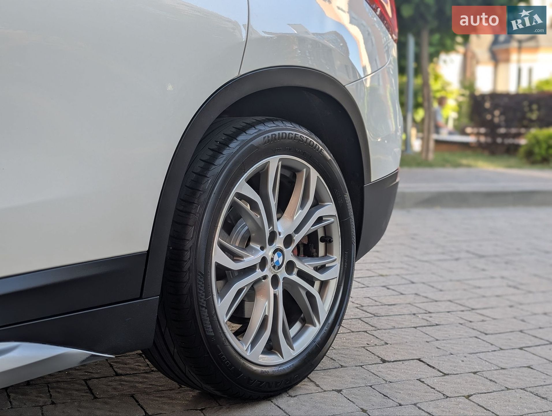 BMW X1 2018 VIN WBXHT3C32J5L28366 фото оголошення 12 з 87