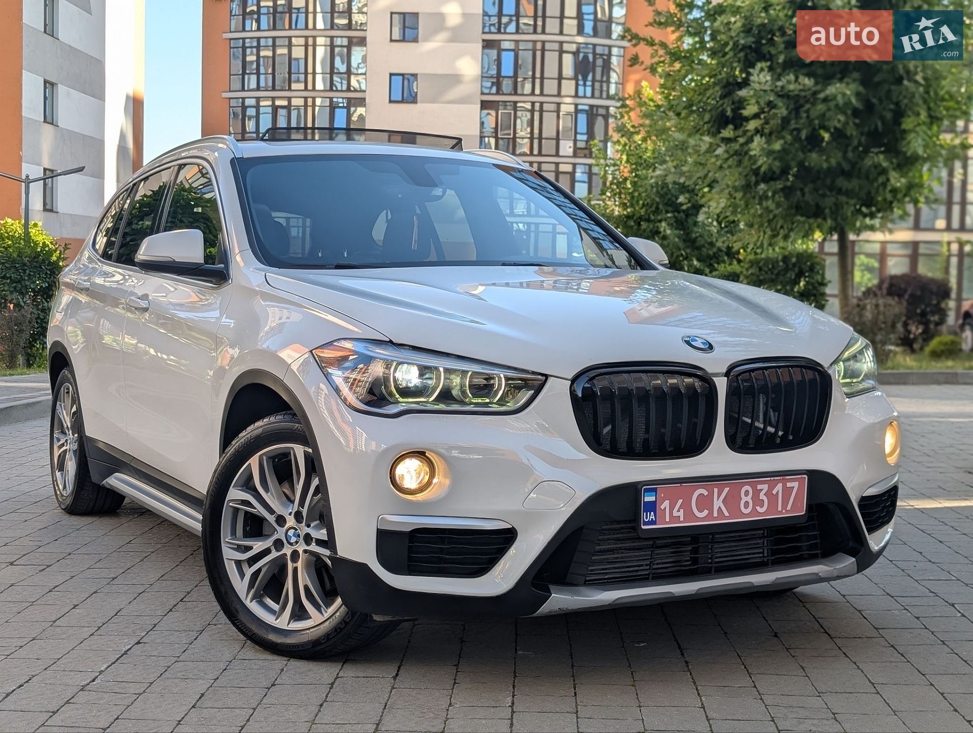 BMW X1 2018 VIN WBXHT3C32J5L28366 фото оголошення 14 з 87