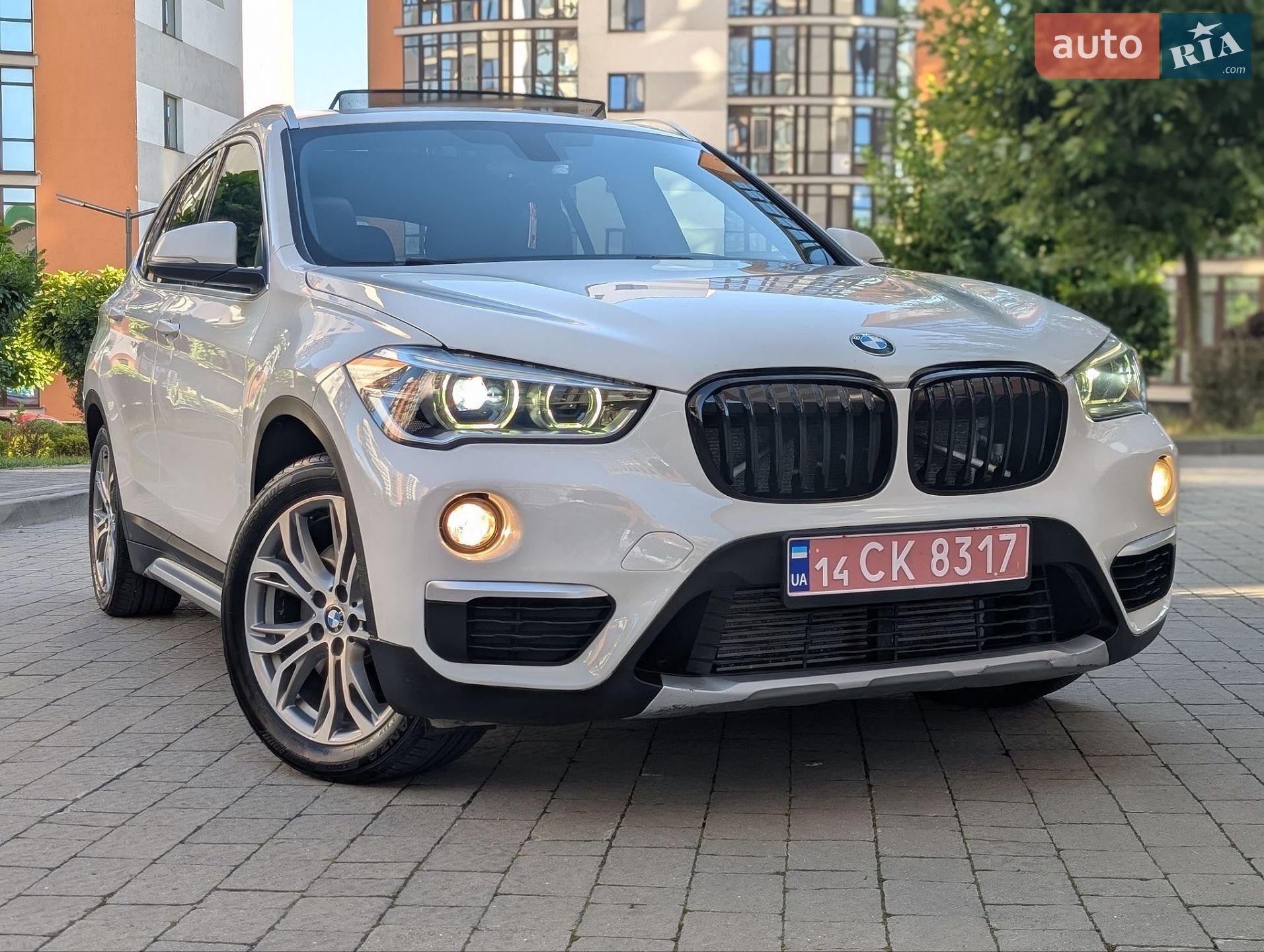 BMW X1 2018 VIN WBXHT3C32J5L28366 фото оголошення 15 з 87