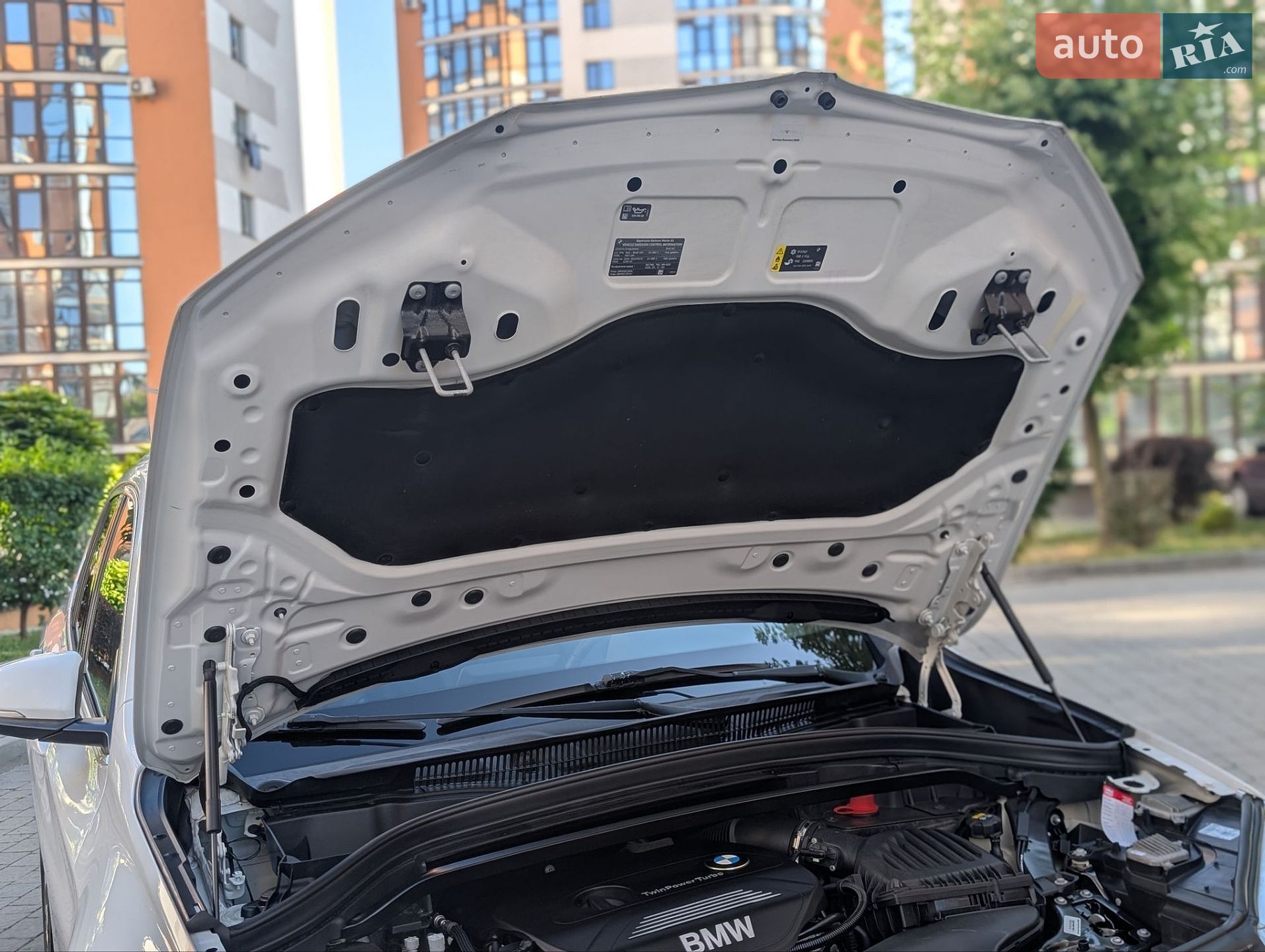 BMW X1 2018 VIN WBXHT3C32J5L28366 фото оголошення 25 з 87