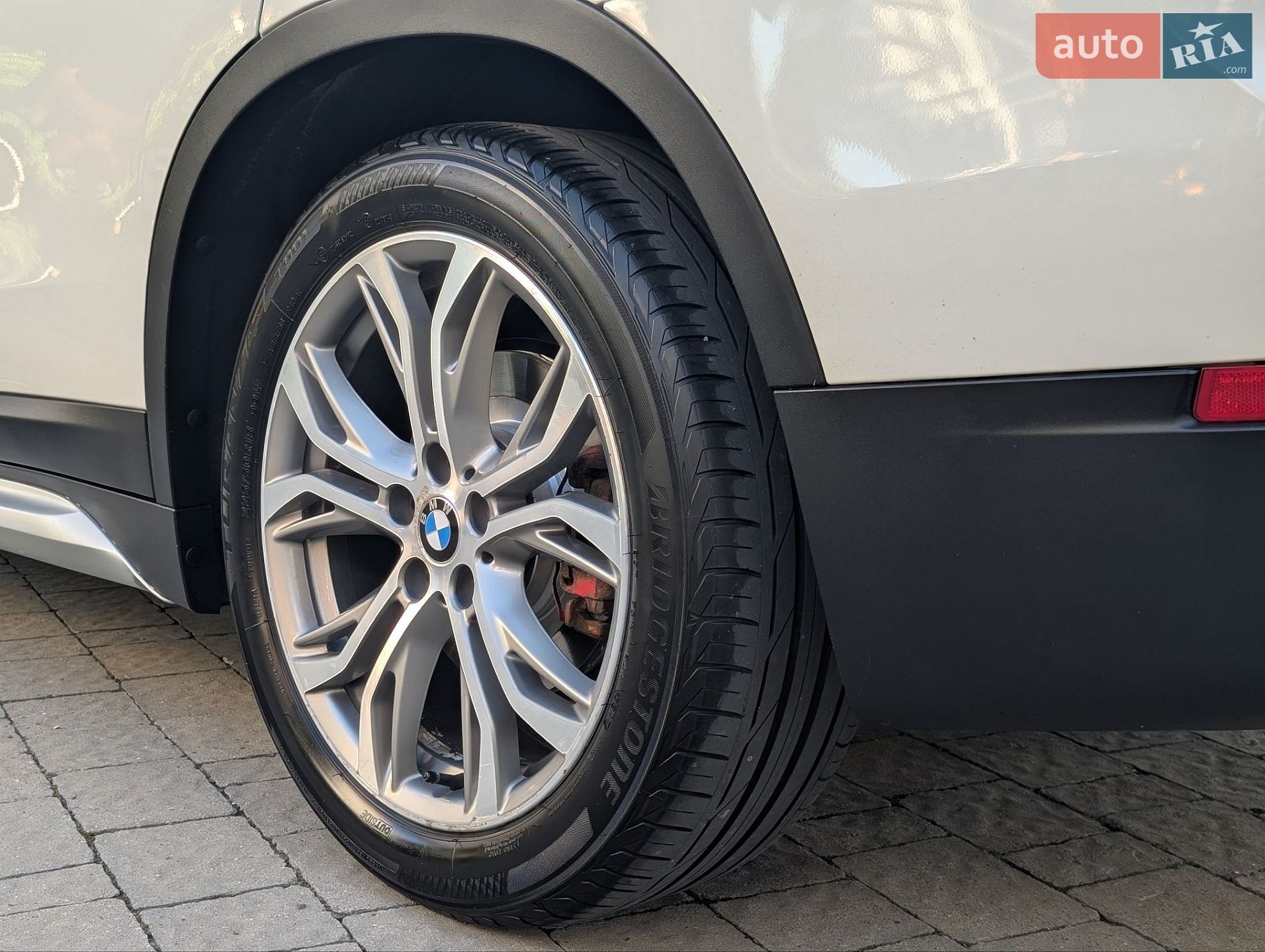 BMW X1 2018 VIN WBXHT3C32J5L28366 фото оголошення 34 з 87