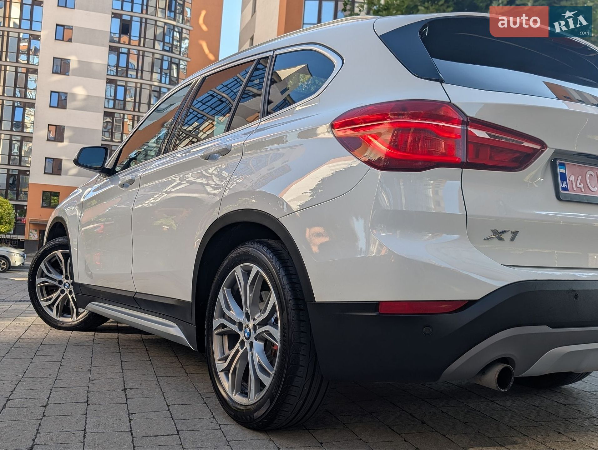 BMW X1 2018 VIN WBXHT3C32J5L28366 фото оголошення 33 з 87