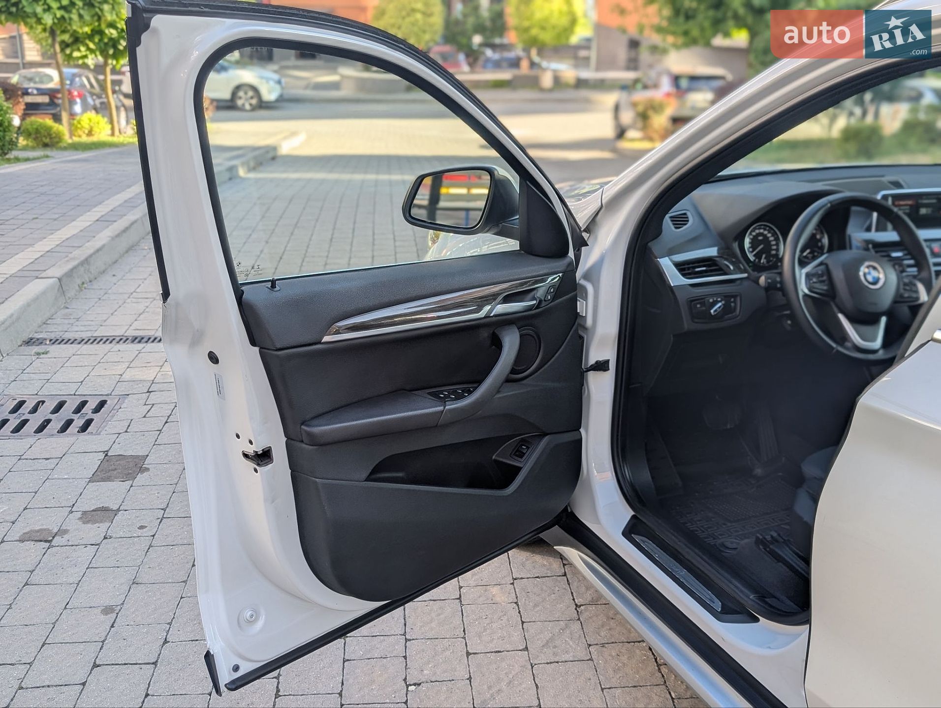 BMW X1 2018 VIN WBXHT3C32J5L28366 фото оголошення 44 з 87