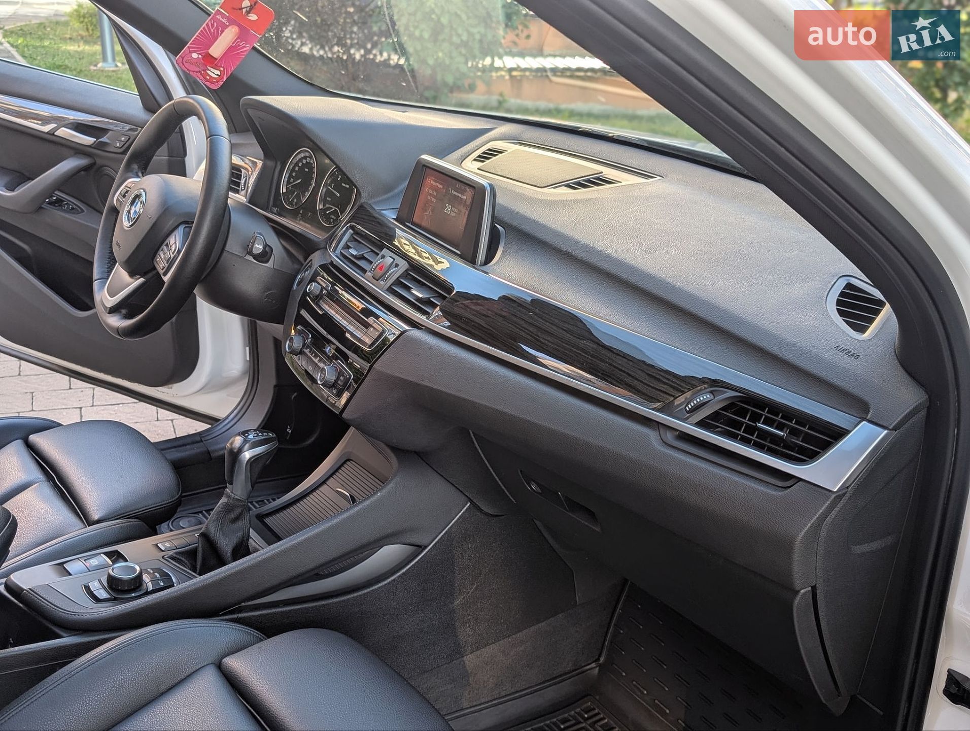 BMW X1 2018 VIN WBXHT3C32J5L28366 фото оголошення 59 з 87