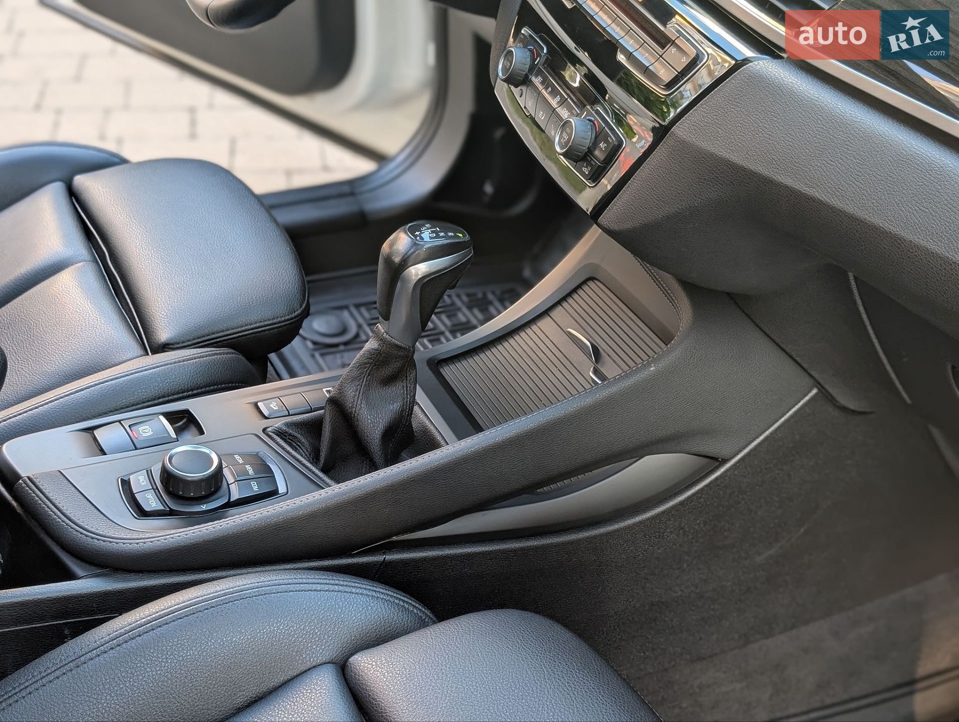 BMW X1 2018 VIN WBXHT3C32J5L28366 фото оголошення 64 з 87