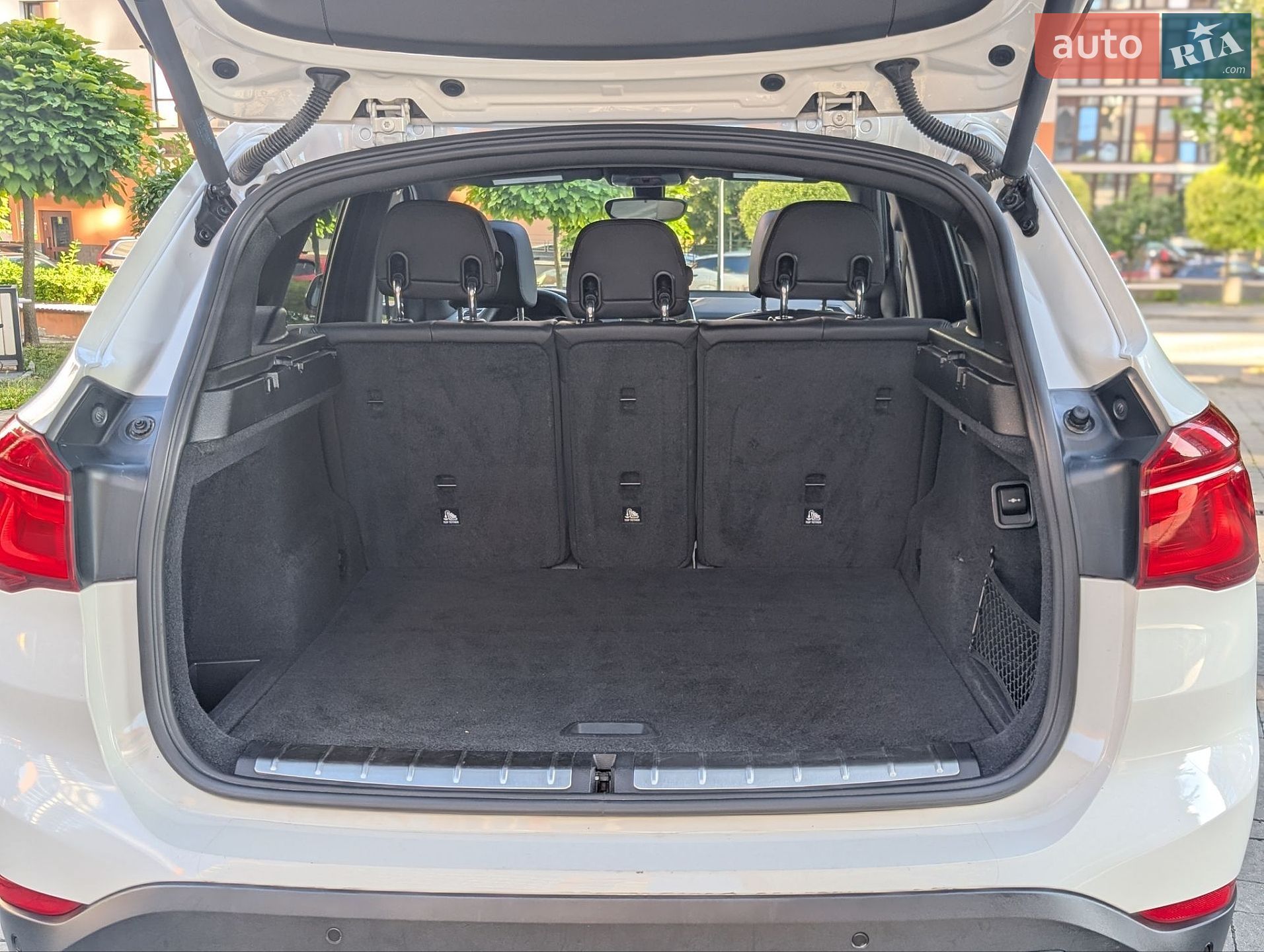 BMW X1 2018 VIN WBXHT3C32J5L28366 фото оголошення 72 з 87