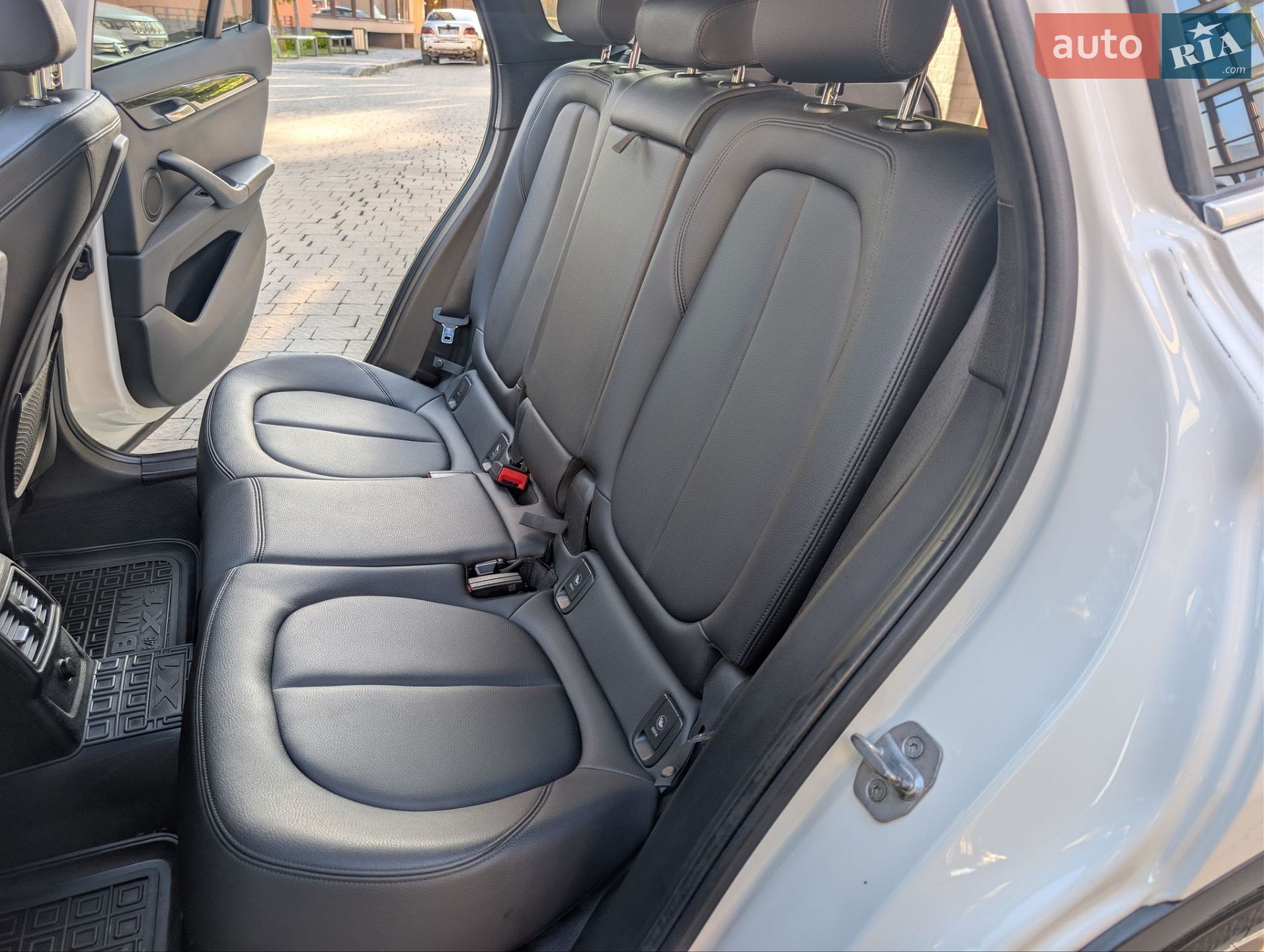 BMW X1 2018 VIN WBXHT3C32J5L28366 фото оголошення 78 з 87