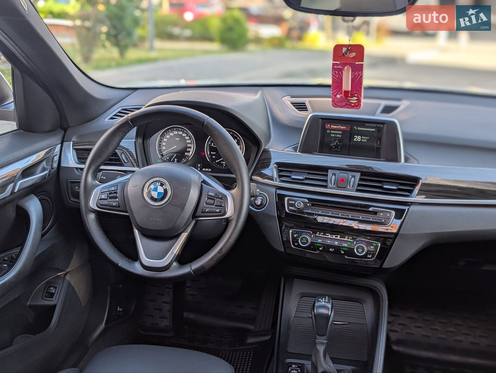 BMW X1 2018 VIN WBXHT3C32J5L28366 фото оголошення 82 з 87