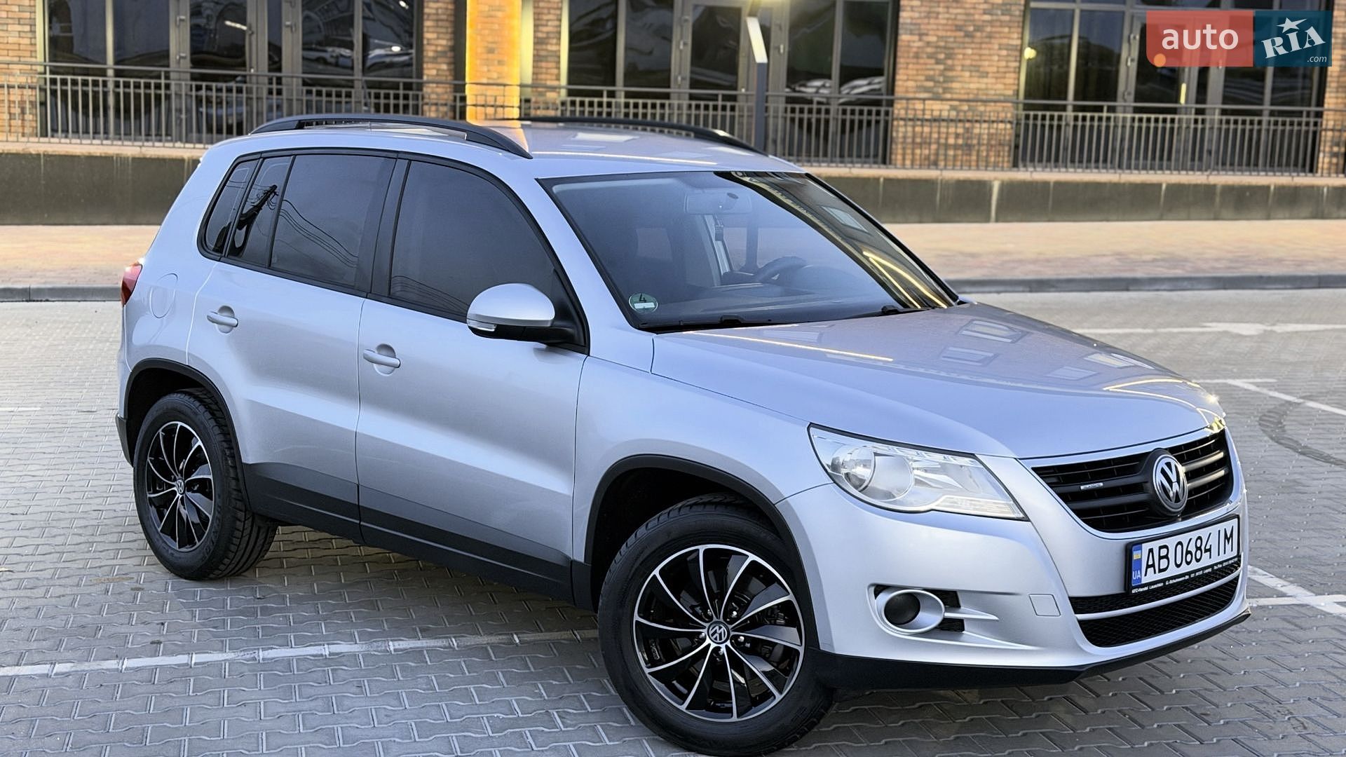 Volkswagen Tiguan 2007 VIN WVGZZZ5NZ8W015415 фото оголошення 2 з 18