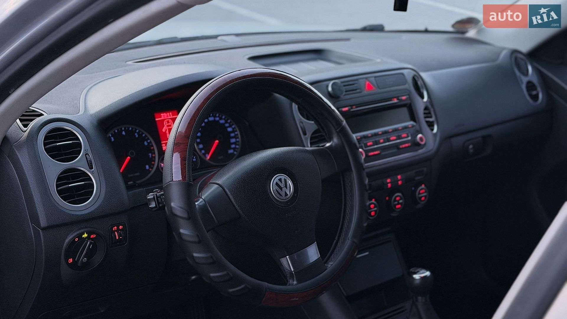 Volkswagen Tiguan 2007 VIN WVGZZZ5NZ8W015415 фото оголошення 10 з 18