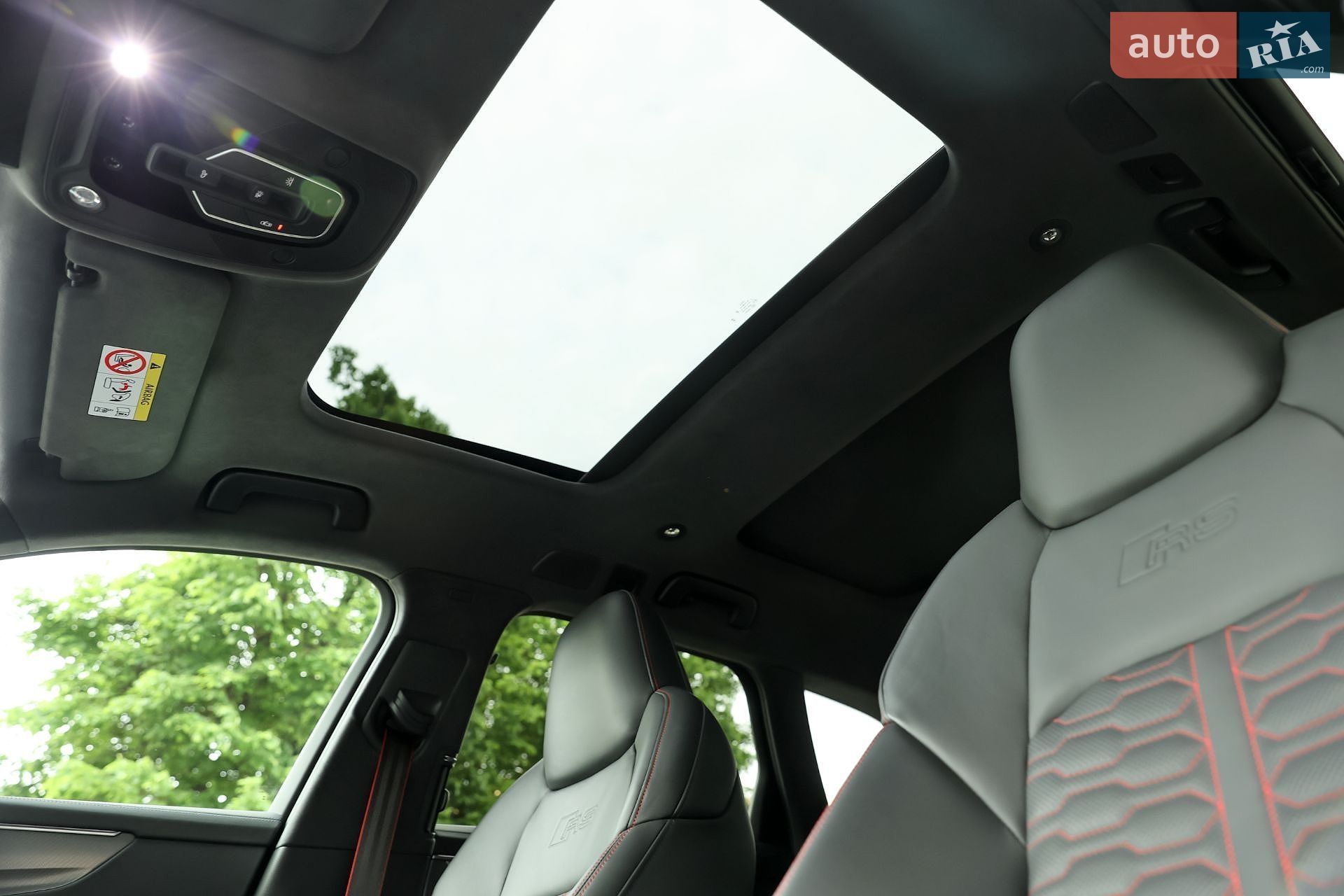 Audi RS6 2025 VIN WUAZZZF25SN907538 фото оголошення 18 з 27