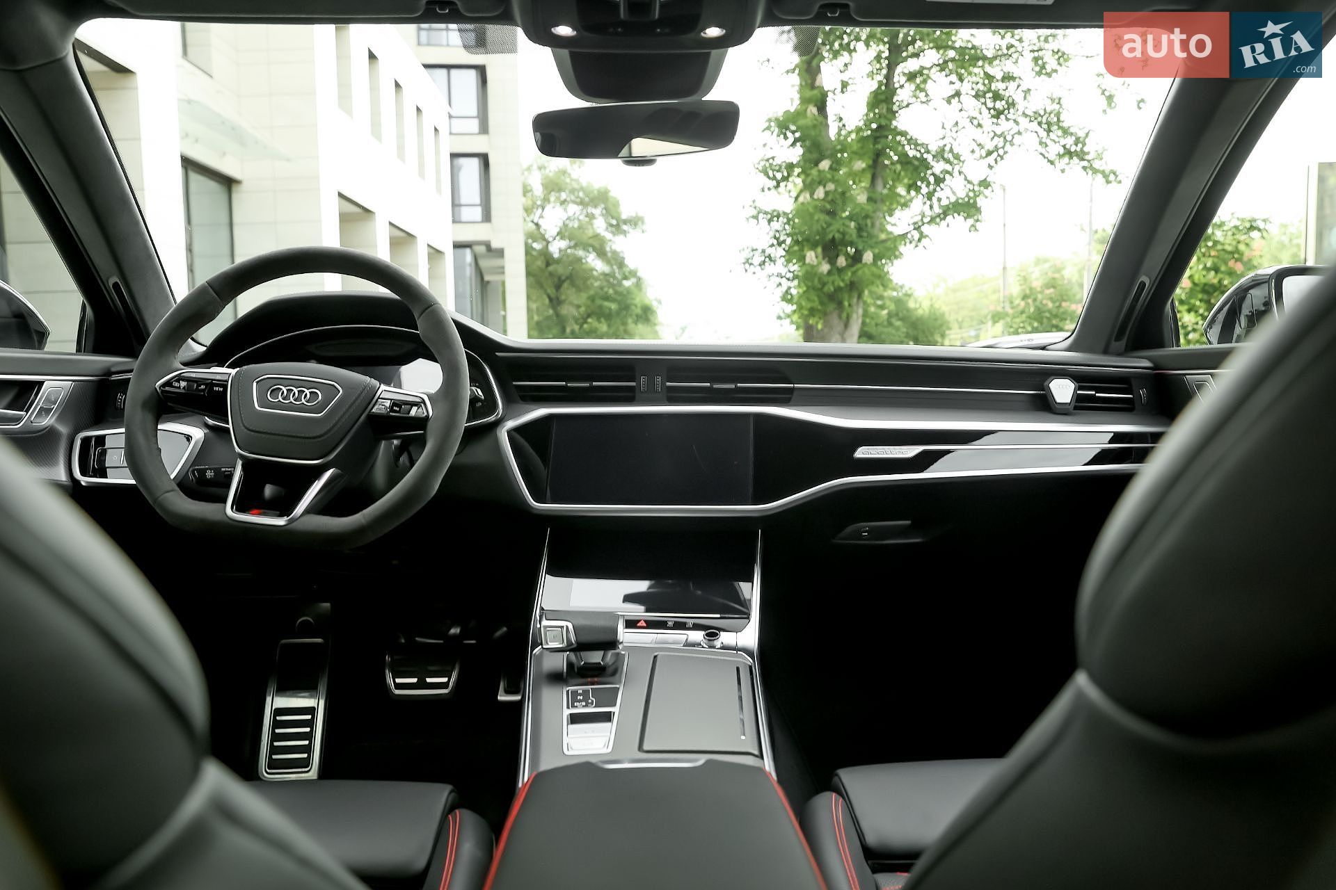 Audi RS6 2025 VIN WUAZZZF25SN907538 фото оголошення 15 з 27