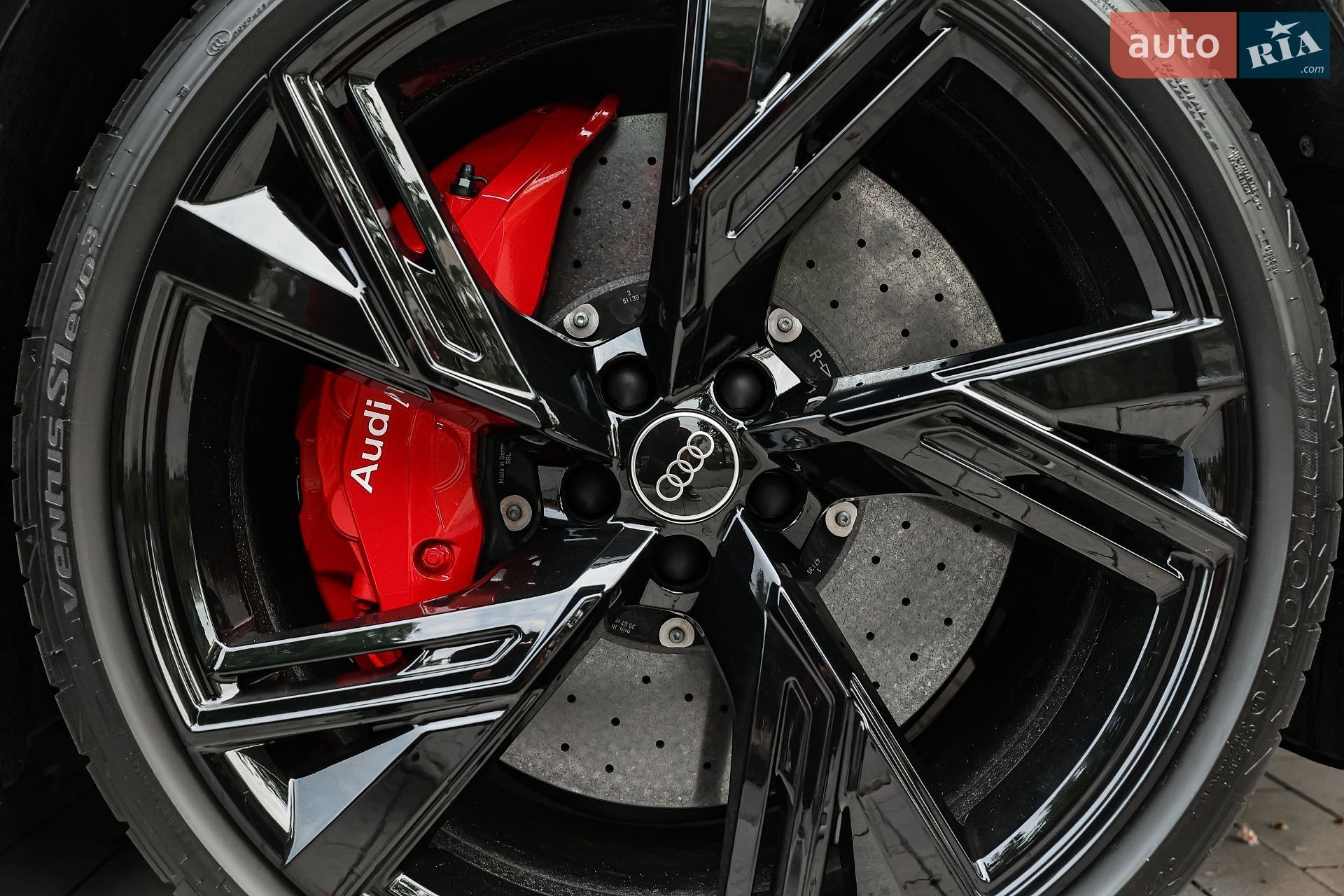 Audi RS6 2025 VIN WUAZZZF25SN907538 фото оголошення 25 з 27