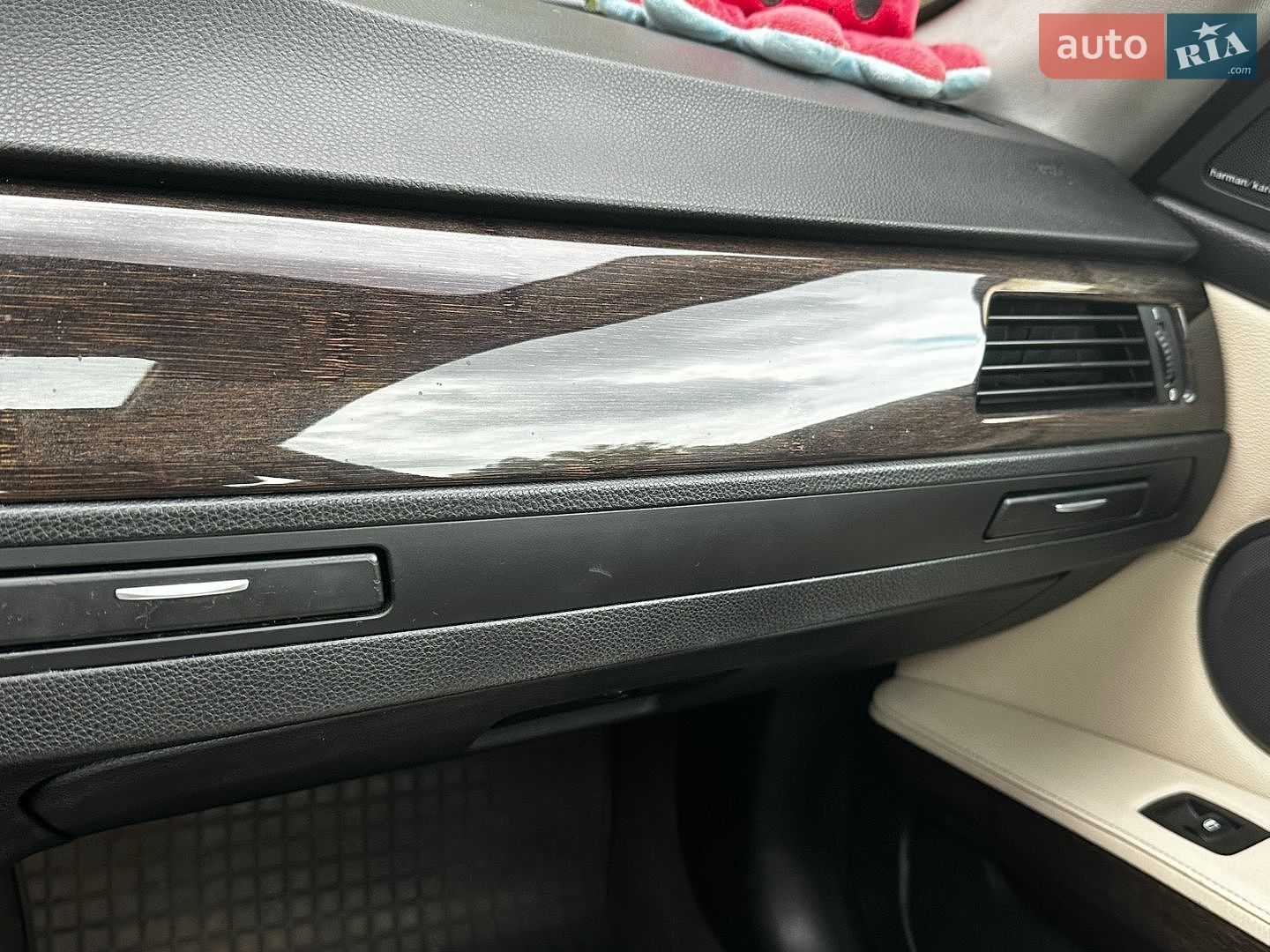 BMW 3 Series 2011 VIN WBAKF5C52BE517802 фото оголошення 27 з 84
