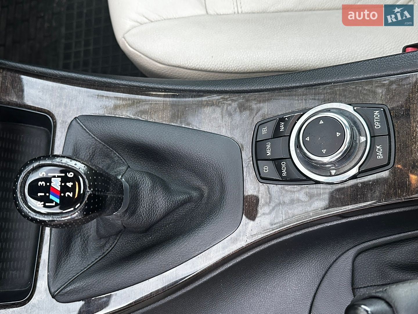 BMW 3 Series 2011 VIN WBAKF5C52BE517802 фото оголошення 31 з 84