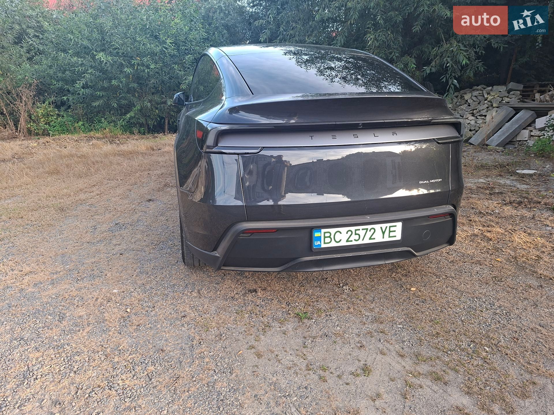 Tesla Model Y 2025 VIN 7SAYGDEE3TF446601 фото оголошення 15 з 18