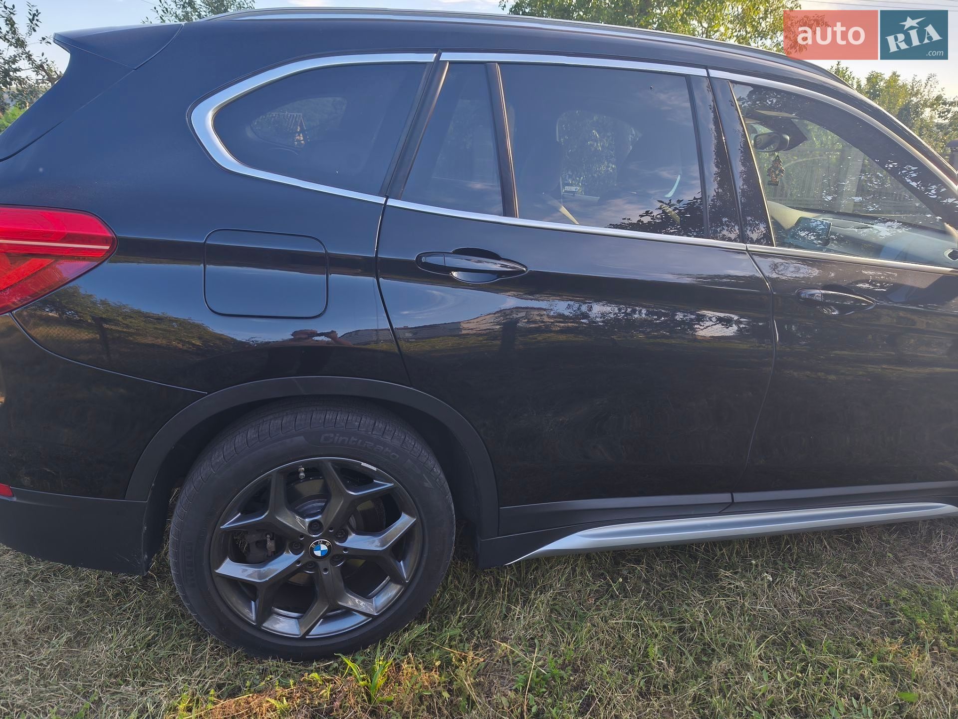 BMW X1 2019 VIN WBXHT3C50K3H36236 фото оголошення 2 з 14