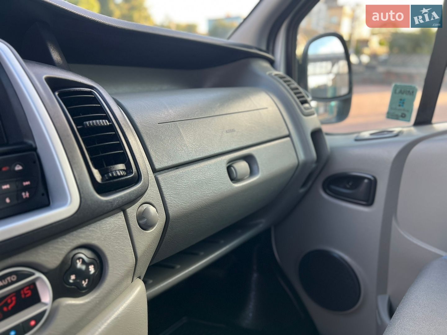Renault Trafic 2014 VIN VF1FLB1B9EY525806 фото оголошення 28 з 42