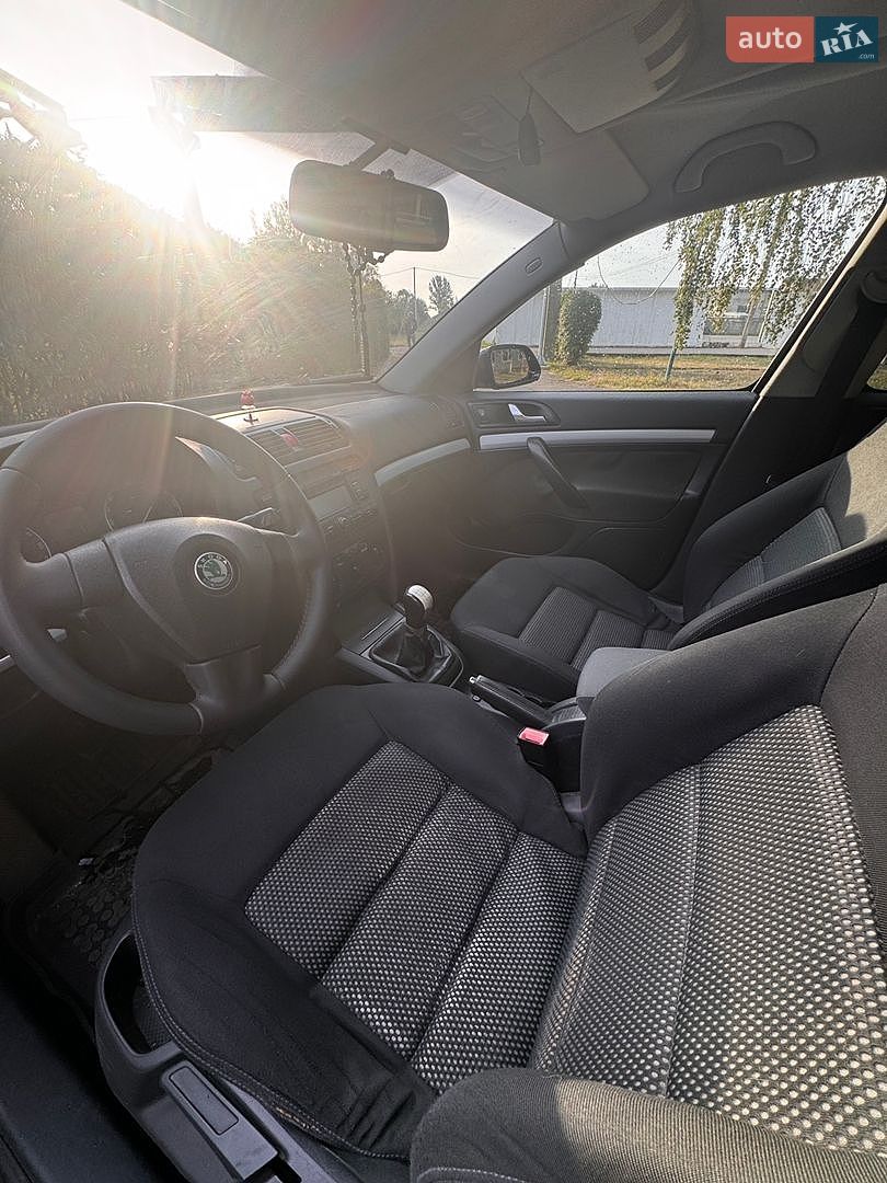 Skoda Octavia 2008 VIN TMBHS61Z882117984 фото оголошення 12 з 16