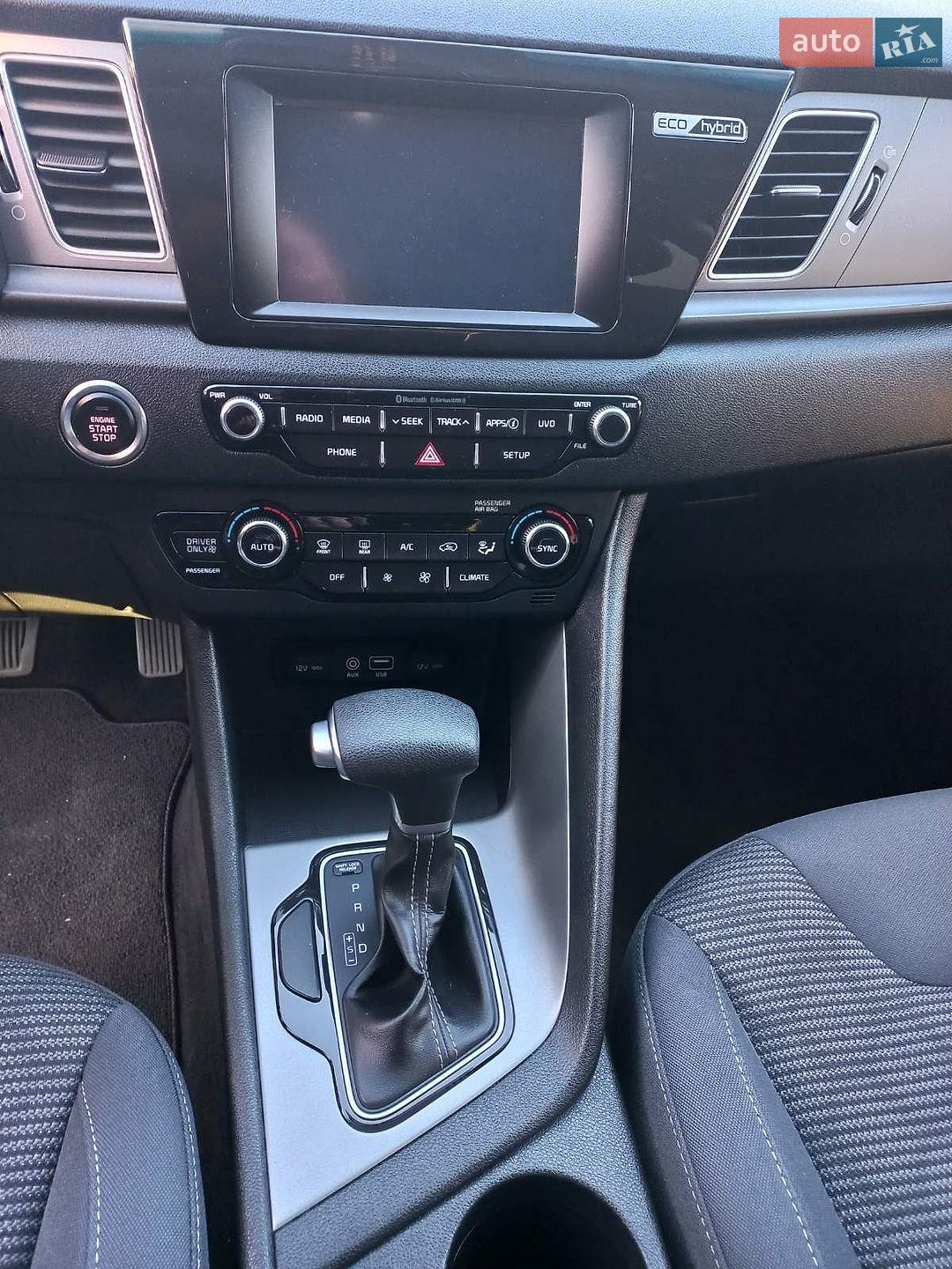 Kia Niro 2018 VIN KNDCB3LC0K5250133 фото оголошення 3 з 21