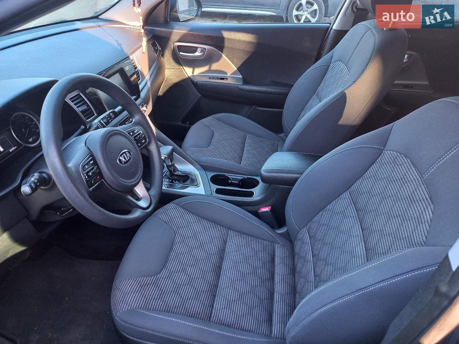 Kia Niro 2018 VIN KNDCB3LC0K5250133 фото оголошення 4 з 21