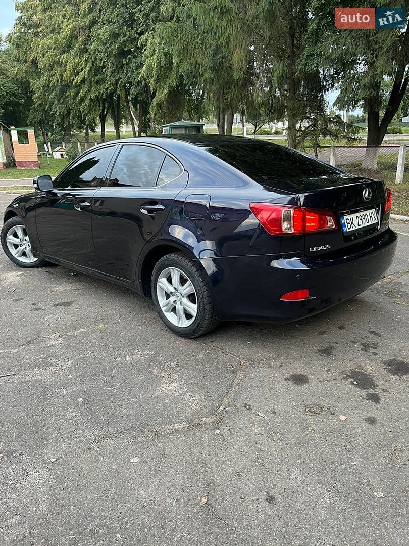 Lexus IS 2010 VIN JTHBX262X02040050 фото оголошення 2 з 18