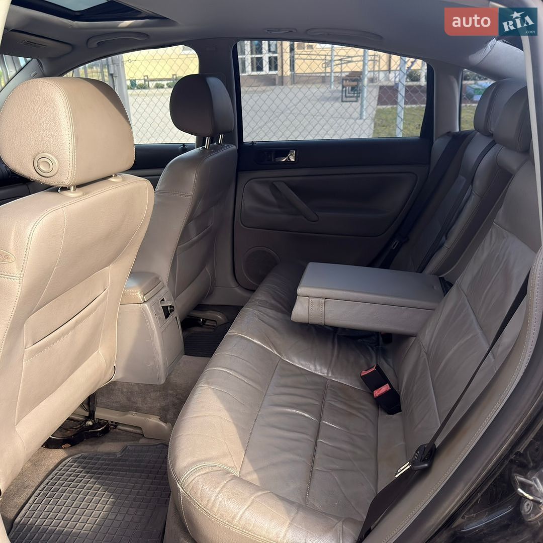 Volkswagen Passat 2004 VIN WVWPD63B54P101650 фото оголошення 8 з 16