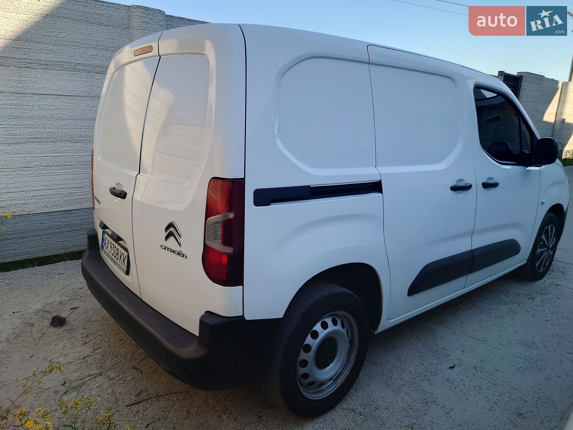 Citroen Berlingo 2021 VIN VR7EF9HPAMJ590885 фото оголошення 4 з 43