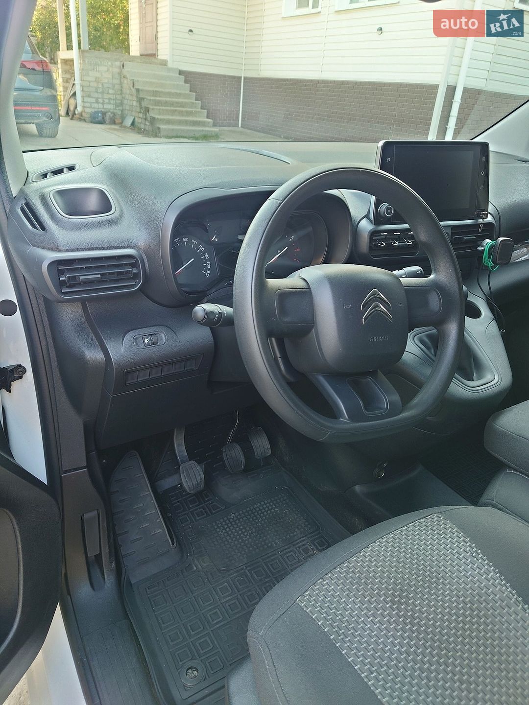 Citroen Berlingo 2021 VIN VR7EF9HPAMJ590885 фото оголошення 9 з 43