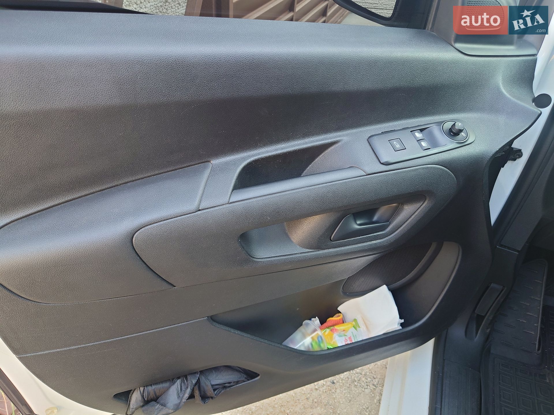 Citroen Berlingo 2021 VIN VR7EF9HPAMJ590885 фото оголошення 12 з 43