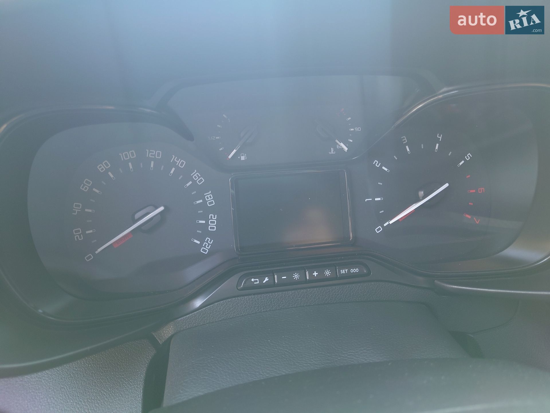 Citroen Berlingo 2021 VIN VR7EF9HPAMJ590885 фото оголошення 13 з 43